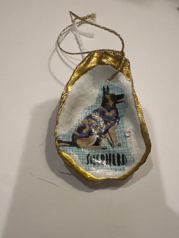 Shepherd oyster ornament