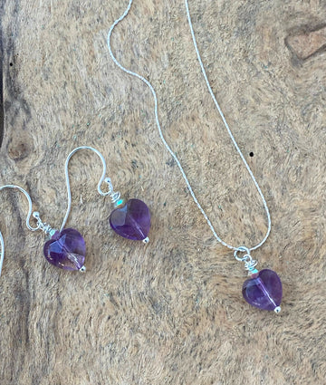 Heart semiprecious jewelry set