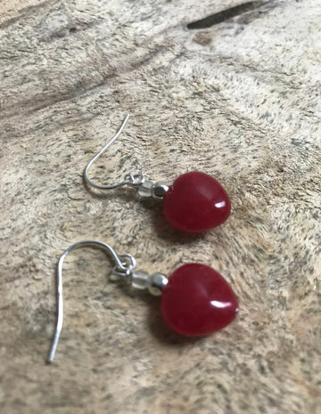 Red heart earrings/ short