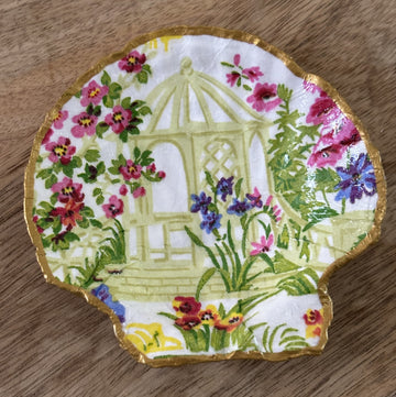 Decoupaged Scallop Shell Jewelry/Trinket Dish - Green Chinoiserie (Pagoda)