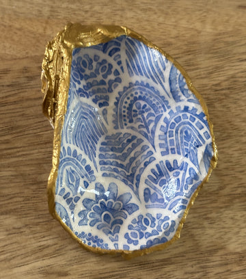 Decoupaged Oyster Shell Jewelry/Trinket Dish - Blue and White Pattern (light)