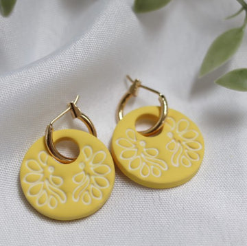 Flora Hoop Polymer Clay Earrings, lightweight and hypoallergenic earrings, Botanical Inspired Earrings for Nature Lovers