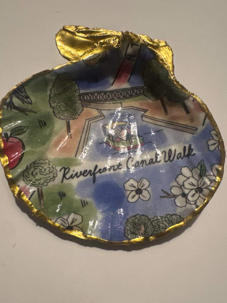 Riverfront canal jumbo shell dish