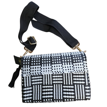 Unas Bolsas Crossbody Bag