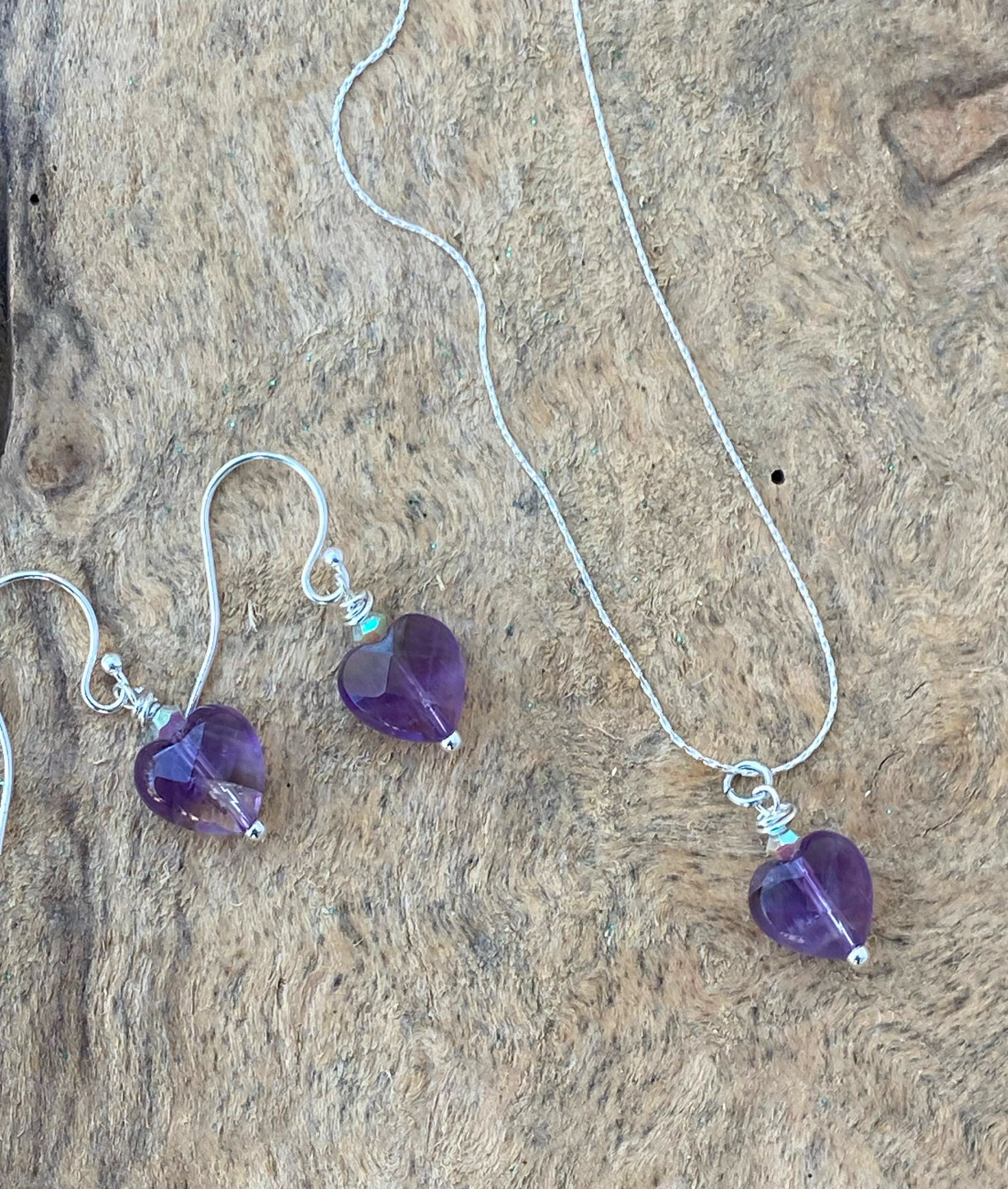 Heart semiprecious jewelry set