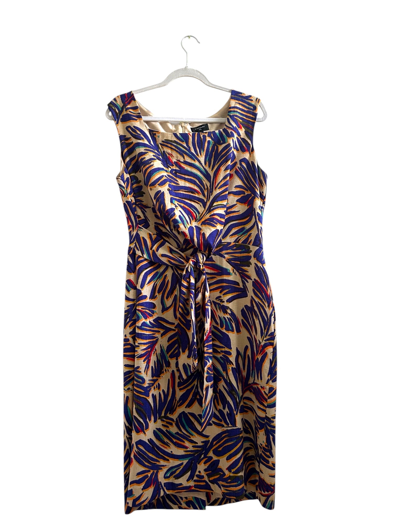 Tahari Sleeveless Leaf Print Dress Size-14