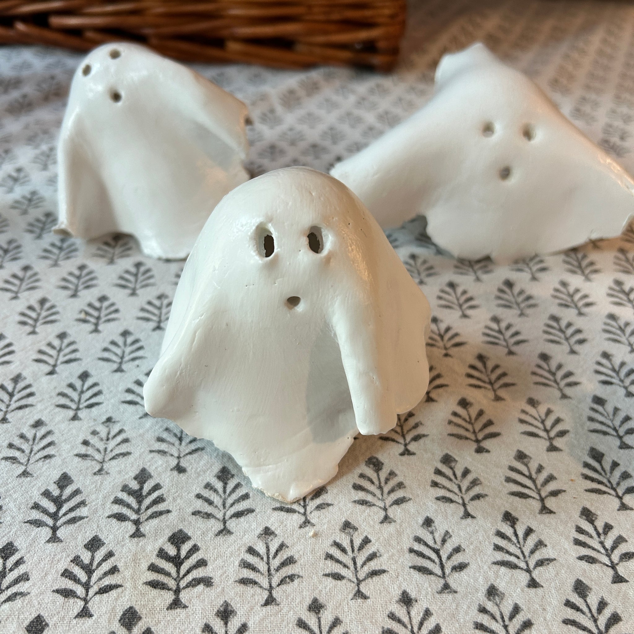Ceramic Ghost - add your own tea light inside for a spooky good time!