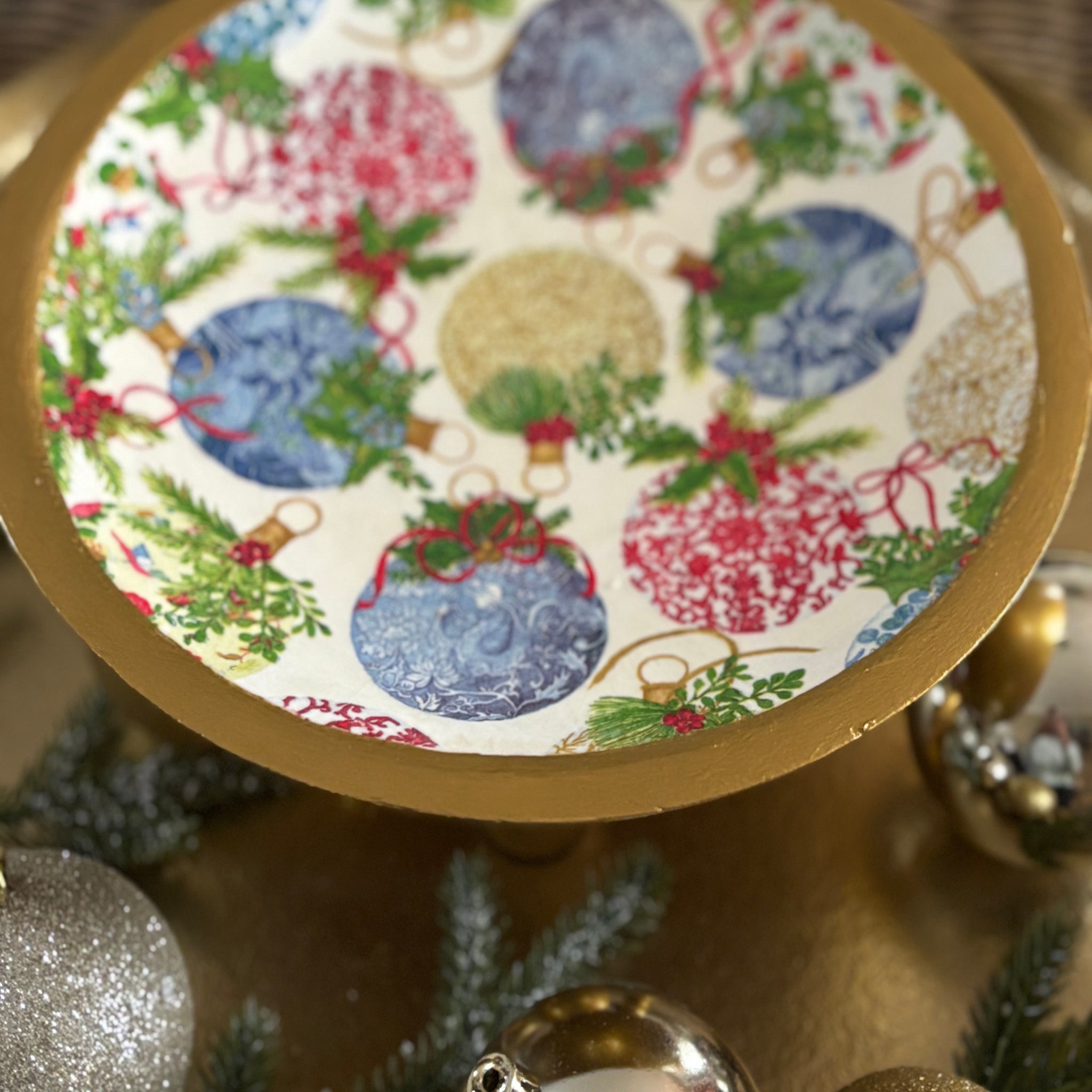 Christmas Ornament Pedestal Dish