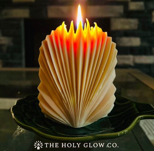 Leaf candle