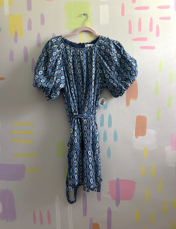 Velvet by Graham & Spencer Blue and White Geometric Print Dress - Size Medium