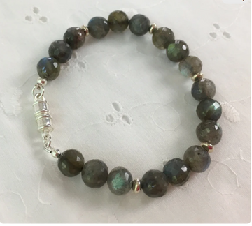 Labradorite Gemstone Bracelet