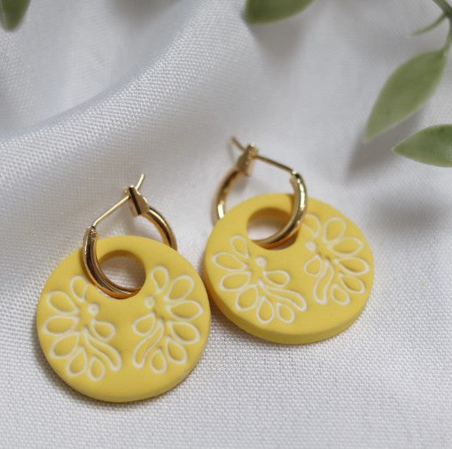 Flora Hoop Polymer Clay Earrings, lightweight and hypoallergenic earrings, Botanical Inspired Earrings for Nature Lovers