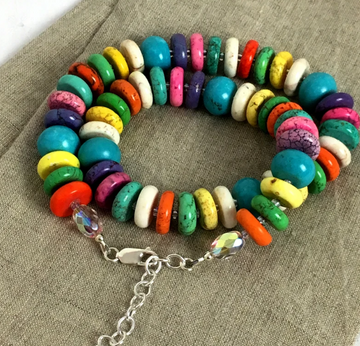 Multicolor beaded necklace